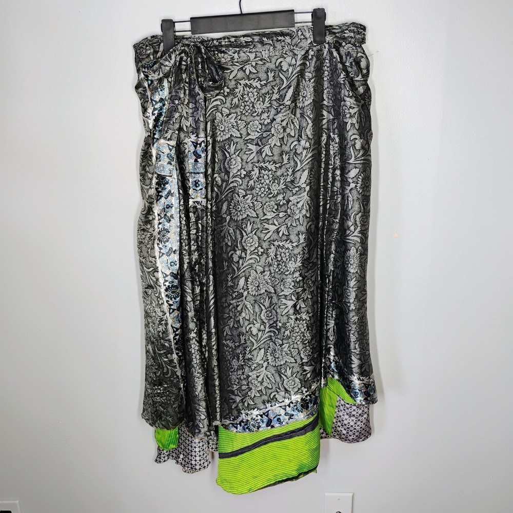 Darn Good Yarn Ankle Length Regular (4-12) Wrap Skirt Gray Reclaimed Sari Boho